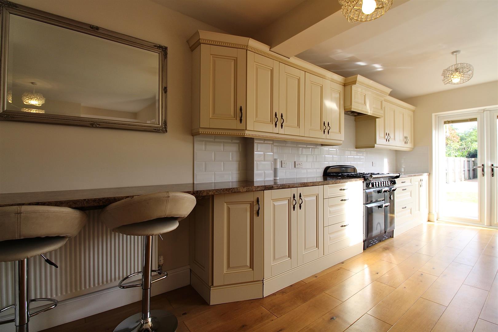 Kenilworth Avenue, Hull Symonds & Greenham